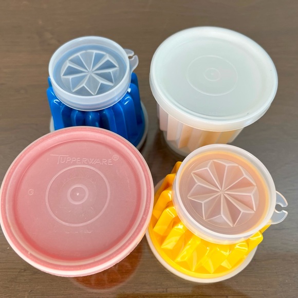 Set of 4 Tupperware Fluted Individual Jello Cup Molds Serving Dish Jel-ettes - Picture 8 of 15
